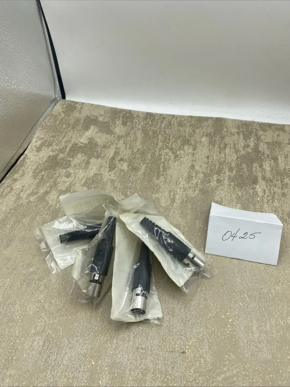 NEW DIGI-KEY 275-1002-ND CONNECTOR CIRCULAR DIN PLUG 5 POSITION YE-1155A-4 Pack